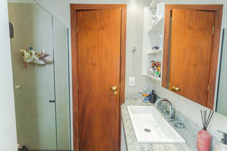 Apartamento para alugar com 100m², 3 quartos e 2 vagasBanheiro da Suíte