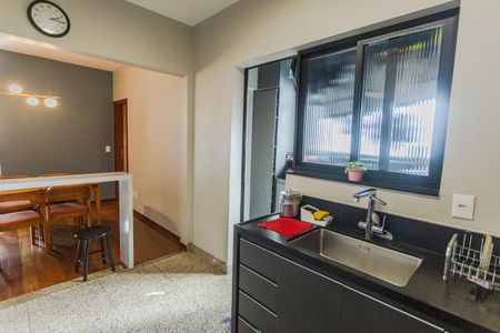 Apartamento para alugar com 100m², 3 quartos e 2 vagasCozinha