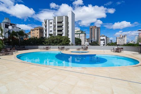 Apartamento para alugar com 100m², 3 quartos e 2 vagasÁrea comum - Piscina