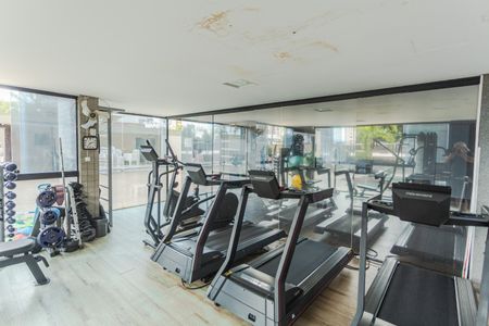 Apartamento para alugar com 100m², 3 quartos e 2 vagasÁrea comum - Academia