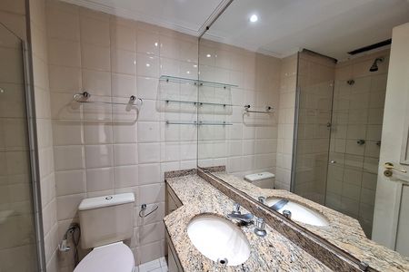 Apartamento para alugar com 96m², 2 quartos e 2 vagas Apartamento para alugar com 96m², 2 quartos e 2 vagasBanheiro