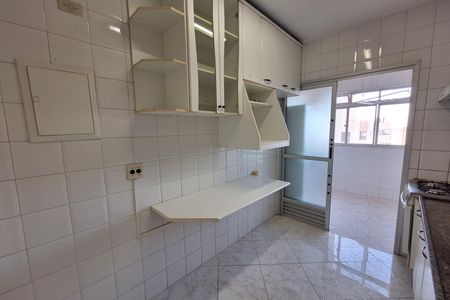 Apartamento para alugar com 96m², 2 quartos e 2 vagas Apartamento para alugar com 96m², 2 quartos e 2 vagasCozinha