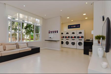 Studio para alugar com 39m², 1 quarto e 1 vaga Studio para alugar com 39m², 1 quarto e 1 vagaLavanderia
