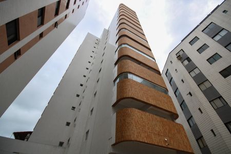 Apartamento para alugar com 65m², 2 quartos e 1 vagaFachada