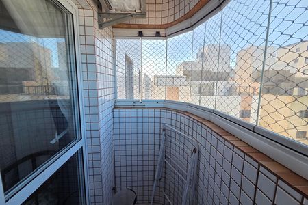 Apartamento para alugar com 65m², 2 quartos e 1 vagaVaranda