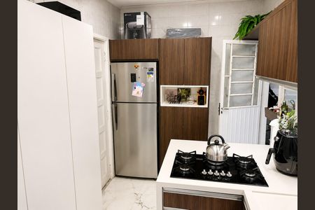 Cozinha de apartamento para alugar com 3 quartos, 75m² em Partenon, Porto Alegre