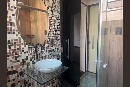 Apartamento para alugar com 60m², 2 quartos e 1 vagaBanheiro