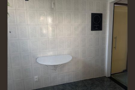 Apartamento para alugar com 60m², 2 quartos e 1 vagaBanheiro
