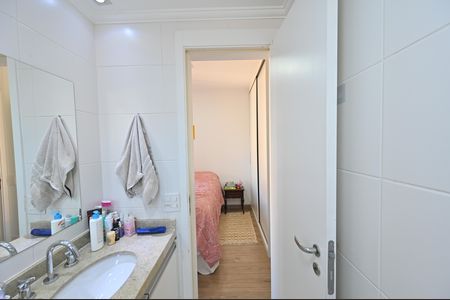 Apartamento à venda com 75m², 2 quartos e 1 vagaBanheiro da Suíte
