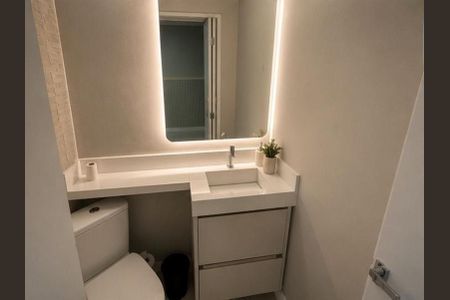 Banheiro de casa à venda com 3 quartos, 195m² em Rochdale, Osasco