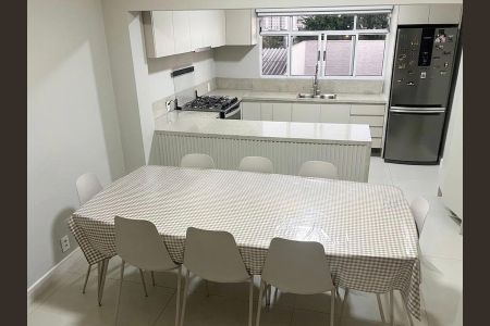 Cozinha de casa à venda com 3 quartos, 195m² em Rochdale, Osasco
