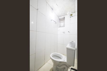 Banheiro de casa para alugar com 1 quarto, 107m² em Jardim Belval, Barueri