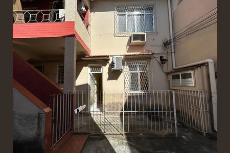 Casa à venda com 70m², 2 quartos e sem vagaÁrea externa