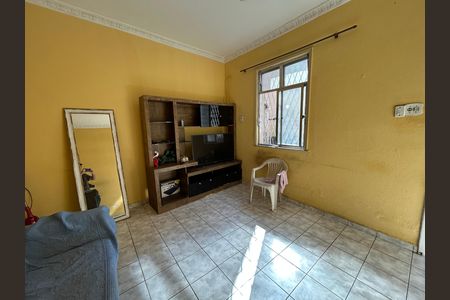 Casa à venda com 70m², 2 quartos e sem vagaSala