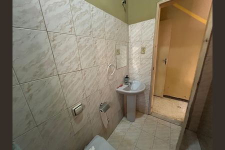 Casa à venda com 70m², 2 quartos e sem vagaBanheiro