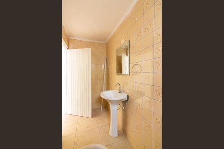 Banheiro  de casa para alugar com 1 quarto, 50m² em Jardim das Flores, Osasco