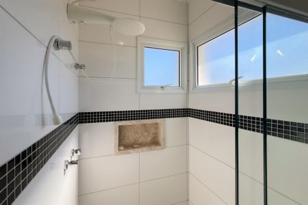 Casa de condomínio à venda com 260m², 4 quartos e 4 vagas