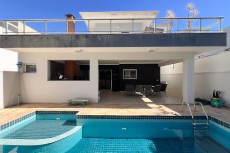Casa de condomínio à venda com 260m², 4 quartos e 4 vagas