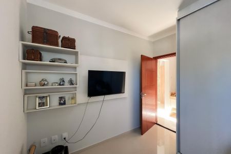 Casa de condomínio à venda com 260m², 4 quartos e 4 vagas