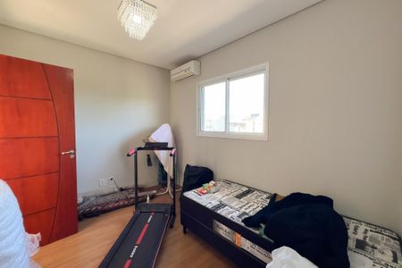 Casa de condomínio à venda com 260m², 4 quartos e 4 vagas