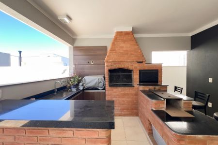 Casa de condomínio à venda com 260m², 4 quartos e 4 vagas