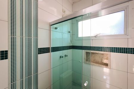 Casa de condomínio à venda com 260m², 4 quartos e 4 vagas