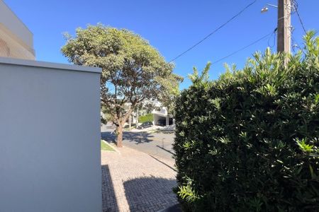 Casa de condomínio à venda com 260m², 4 quartos e 4 vagas