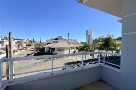 Casa de condomínio à venda com 260m², 4 quartos e 4 vagas