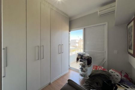 Casa de condomínio à venda com 260m², 4 quartos e 4 vagas