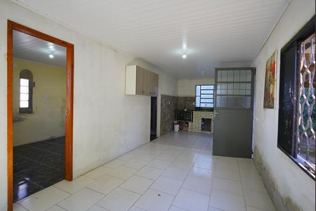 Sala de casa à venda com 2 quartos, 173m² em Vila Nova, Porto Alegre