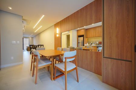 Cozinha de casa para alugar com 3 quartos, 197m² em Cachoeira do Bom Jesus, Florianópolis