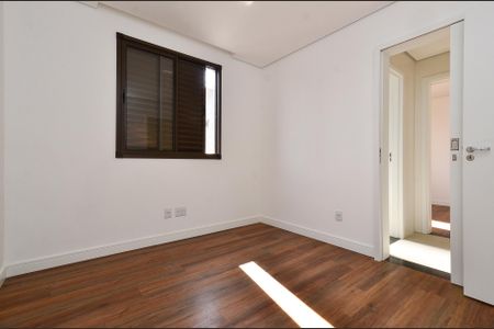 Apartamento à venda com 90m², 3 quartos e 2 vagasSemi-Suíte 1
