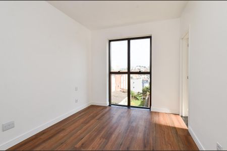 Suíte de apartamento à venda com 3 quartos, 90m² em Sagrada Família, Belo Horizonte