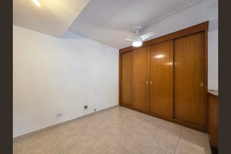 Apartamento para alugar com 56m², 1 quarto e 1 vagaSuíte 