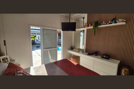 Casa de condomínio à venda com 200m², 3 quartos e 4 vagasQuarto