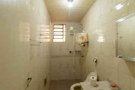 Casa para alugar com 140m², 3 quartos e 1 vaga Casa para alugar com 140m², 3 quartos e 1 vagaBanheiro Social
