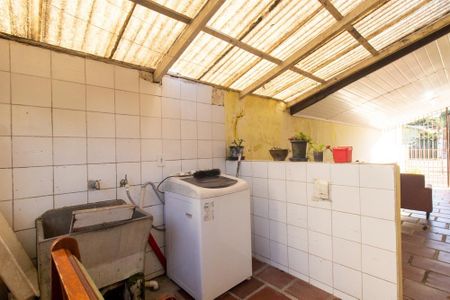 Casa para alugar com 140m², 3 quartos e 1 vaga Casa para alugar com 140m², 3 quartos e 1 vagaÁrea de Serviço