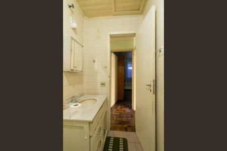 Casa para alugar com 140m², 3 quartos e 1 vaga Casa para alugar com 140m², 3 quartos e 1 vagaBanheiro Social