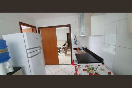 Apartamento para alugar com 162m², 3 quartos e 2 vagas Apartamento para alugar com 162m², 3 quartos e 2 vagasCozinha