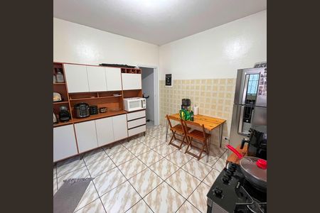 COZINHA de casa à venda com 6 quartos, 216m² em Jardim Dracena, São Paulo