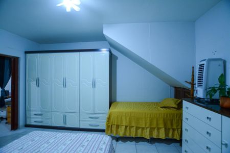 QUARTO 1 (casa 1) de casa à venda com 6 quartos, 216m² em Jardim Dracena, São Paulo