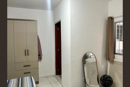 Casa à venda com 216m², 6 quartos e 2 vagas Casa à venda com 216m², 6 quartos e 2 vagasQUARTO (casa 3)