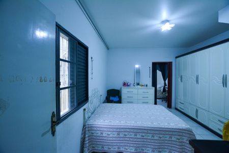 Casa à venda com 216m², 6 quartos e 2 vagas Casa à venda com 216m², 6 quartos e 2 vagasQUARTO 1 (casa 1)