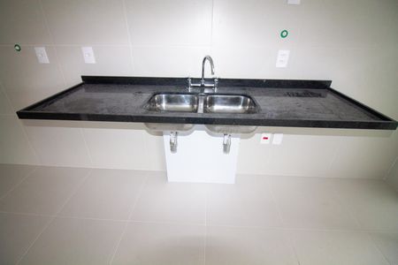 Apartamento para alugar com 108m², 2 quartos e 3 vagas Apartamento para alugar com 108m², 2 quartos e 3 vagasCozinha