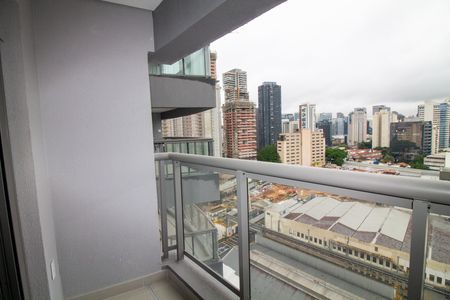 Varanda Suíte 2 de apartamento para alugar com 2 quartos, 108m² em Jardim das Acacias, São Paulo