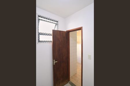 Apartamento à venda com 64m², 2 quartos e 1 vaga Apartamento à venda com 64m², 2 quartos e 1 vagaQuarto de Serviço