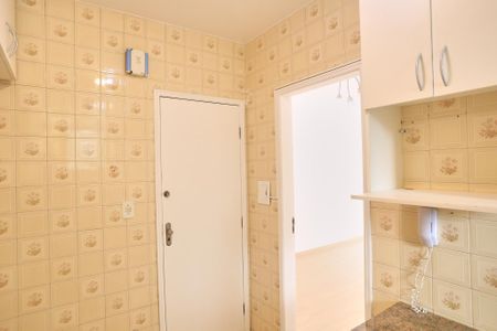 Apartamento à venda com 64m², 2 quartos e 1 vaga Apartamento à venda com 64m², 2 quartos e 1 vagaCozinha