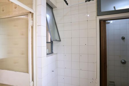 Apartamento à venda com 64m², 2 quartos e 1 vaga Apartamento à venda com 64m², 2 quartos e 1 vagaÁrea de Serviço