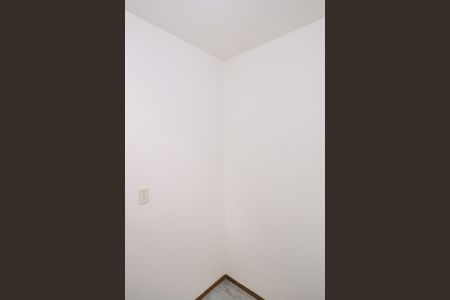 Apartamento à venda com 64m², 2 quartos e 1 vaga Apartamento à venda com 64m², 2 quartos e 1 vagaQuarto de Serviço