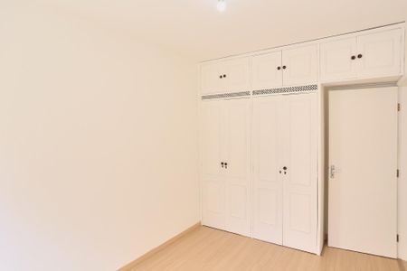 Apartamento à venda com 64m², 2 quartos e 1 vaga Apartamento à venda com 64m², 2 quartos e 1 vagaQuarto